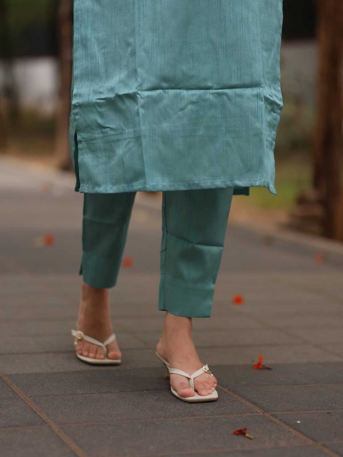 Aavira Salwar Suit