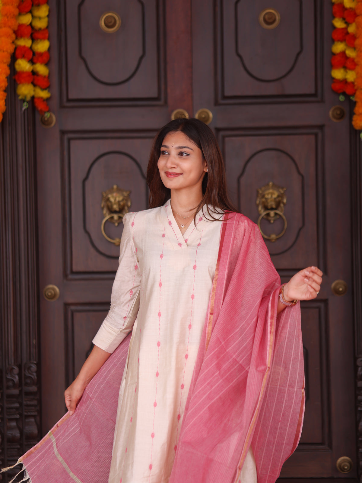 Vennila Salwar Suit